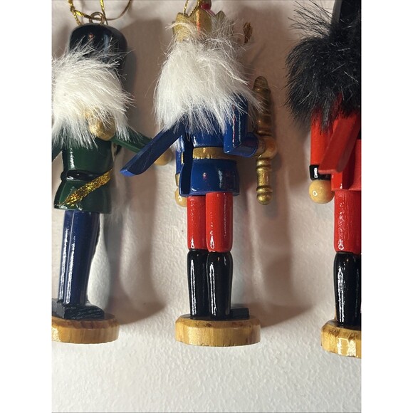 Set Of 4 Vintage Wooden Nutcracker Toy Soldier Christmas Ornaments With Beards - Picture 10 of 11
